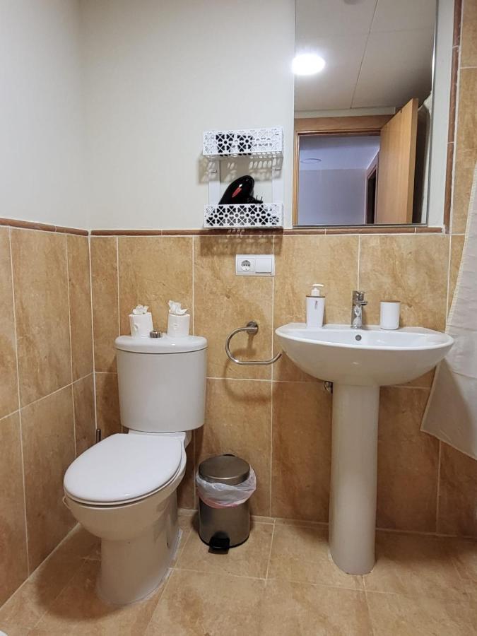 Apartamento Coqueto Con Terraza Y Cerca De La Piscina Comunitaria Y De La Playa! Apartment Playas de Vera Ngoại thất bức ảnh
