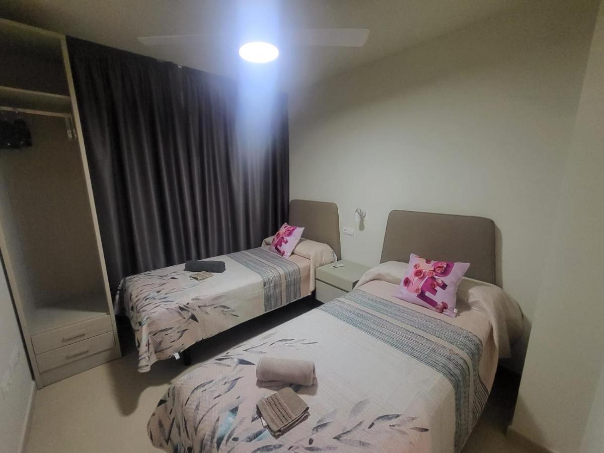 Apartamento Coqueto Con Terraza Y Cerca De La Piscina Comunitaria Y De La Playa! Apartment Playas de Vera Ngoại thất bức ảnh